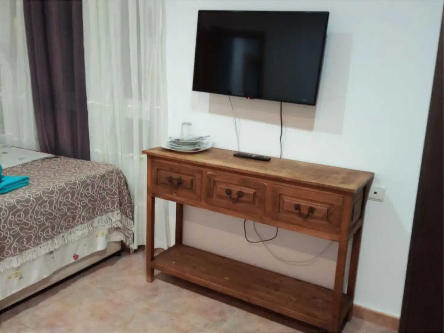 Habitació a Travesía Rollo, 6, Béjar Dormitori de Pis per a compartir en Béjar amb Terrassa i Moblat