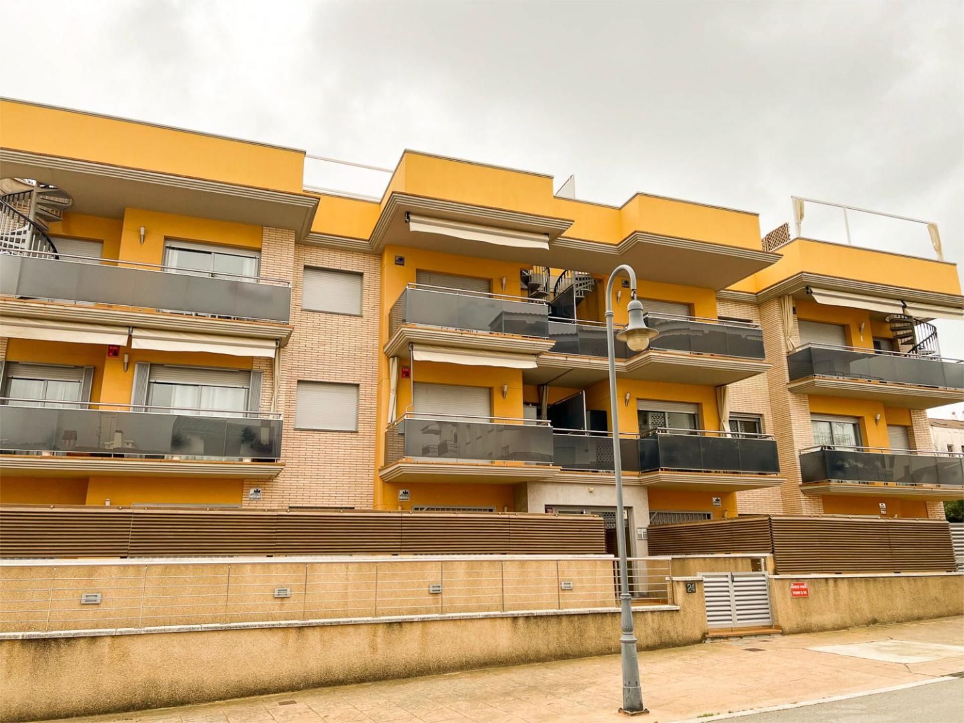Vista exterior de Pis en venda en Roda de Berà amb Aire condicionat, Calefacció i Terrassa