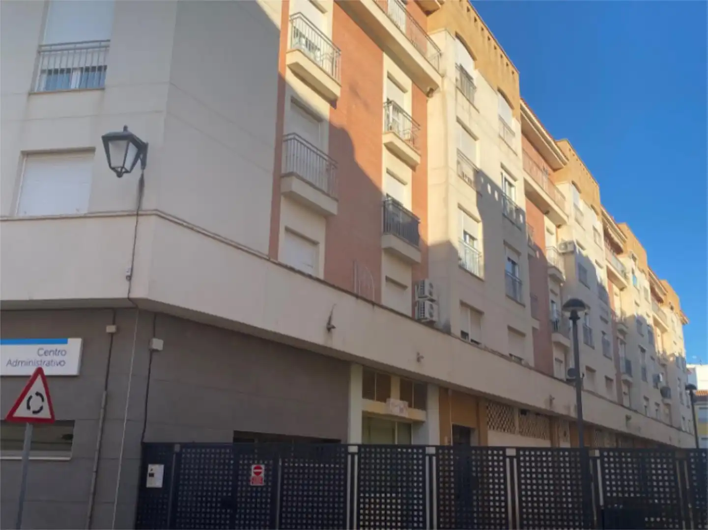 Flat for sale in Calle Mérida, Almendralejo Exterior view of Flat for sale in Almendralejo with Air Conditioner, Heating and Parquet flooring