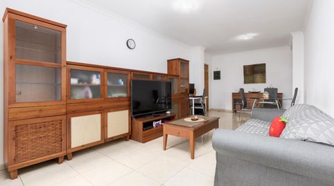 Foto 2 de Piso en venta en Calle Viera y Clavijo, 8, Vecindario - El Doctoral - Cruce de Sardina, Santa Lucía de Tirajana