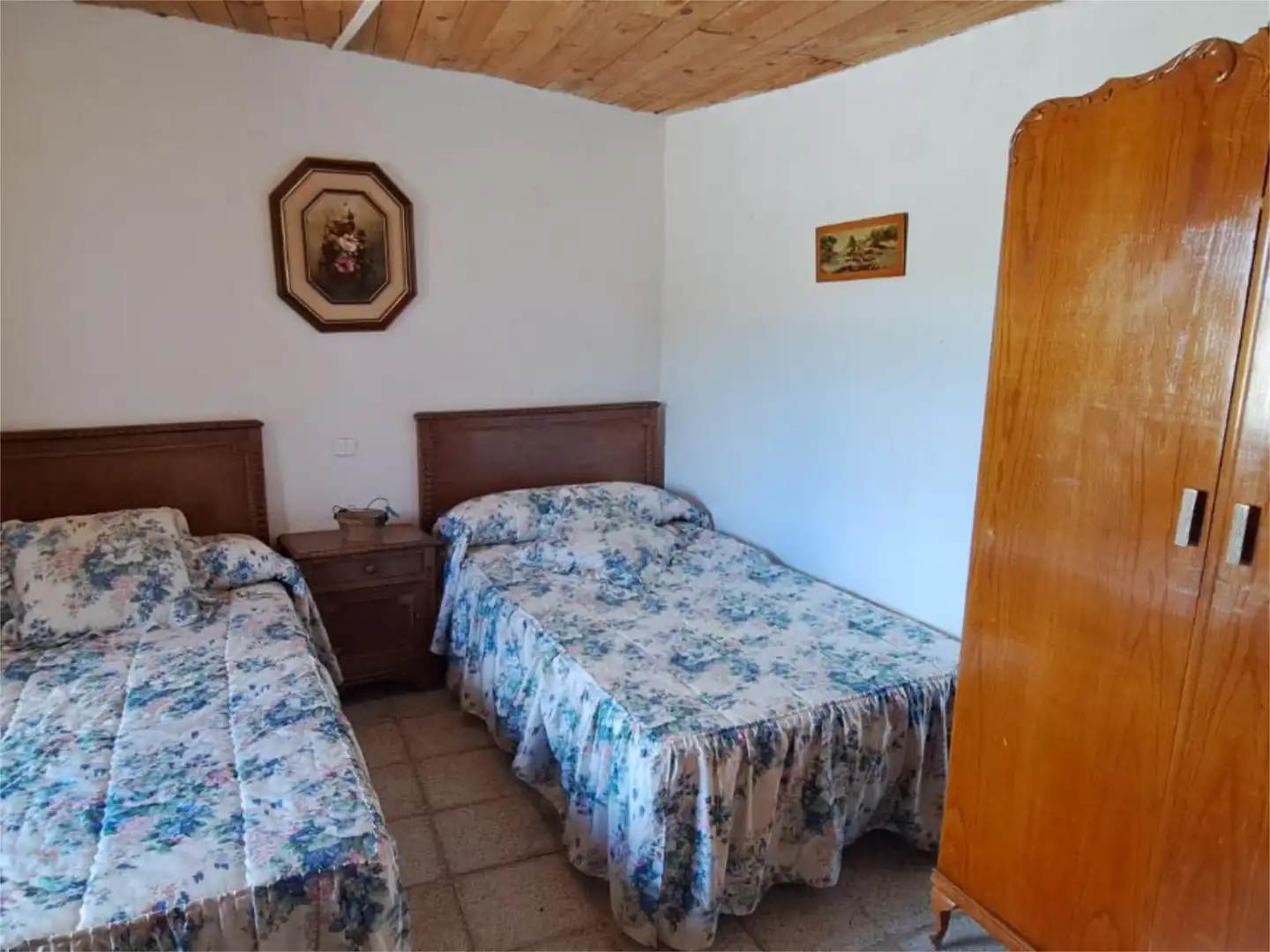 Casa adosada en venda a Vega de Villalobos Dormitori de Casa adosada en venda en Vega de Villalobos