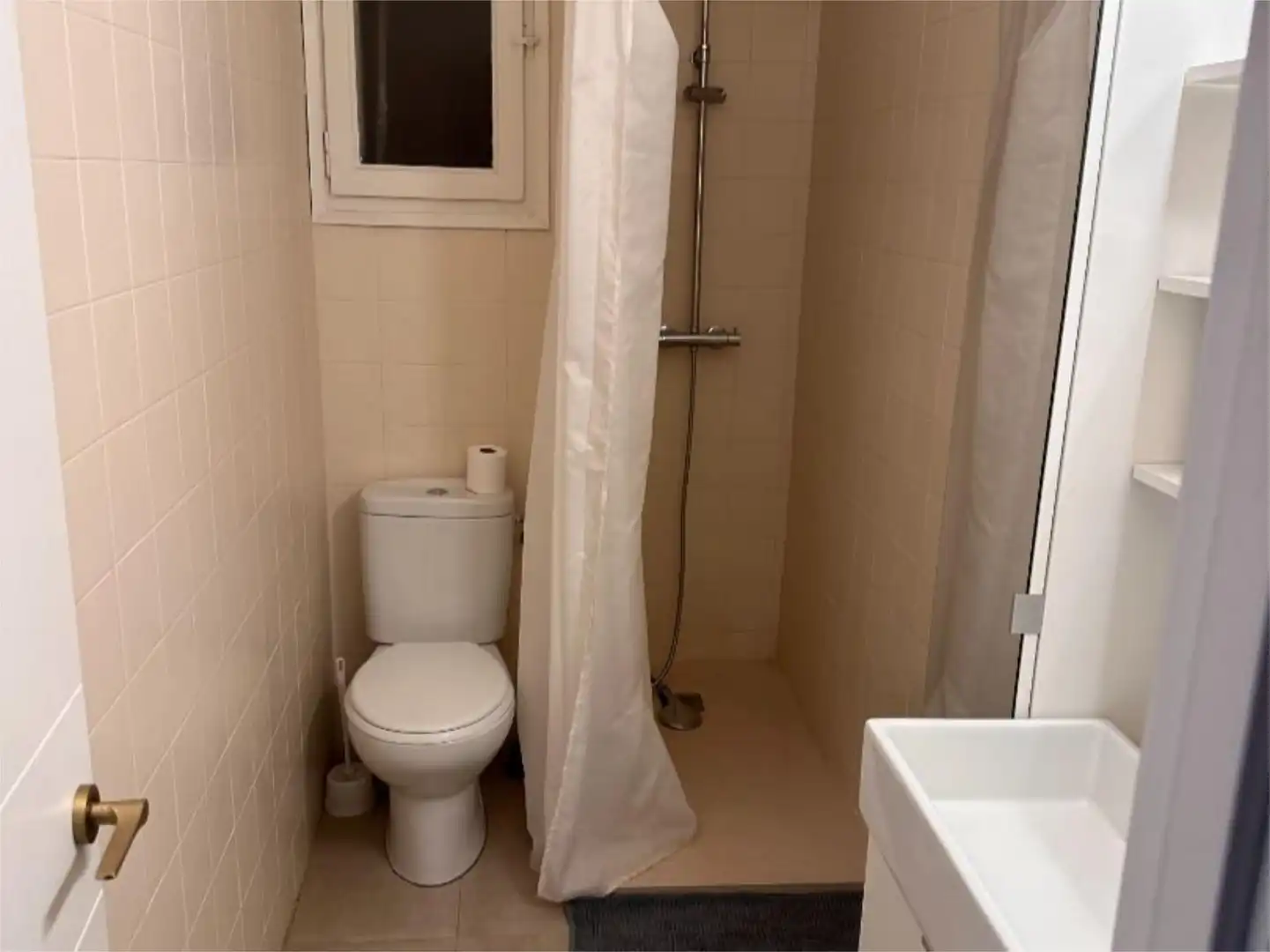 Flat for rent in Street Carrer de Josep Serrano, 22, Can Baró Flat for rent in Street Carrer de Josep Serrano, 22, Can Baró