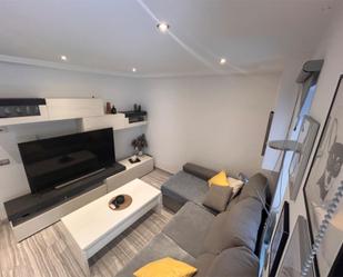 Living room of Flat for sale in  Madrid Capital  with Air Conditioner, Terrace and Balcony