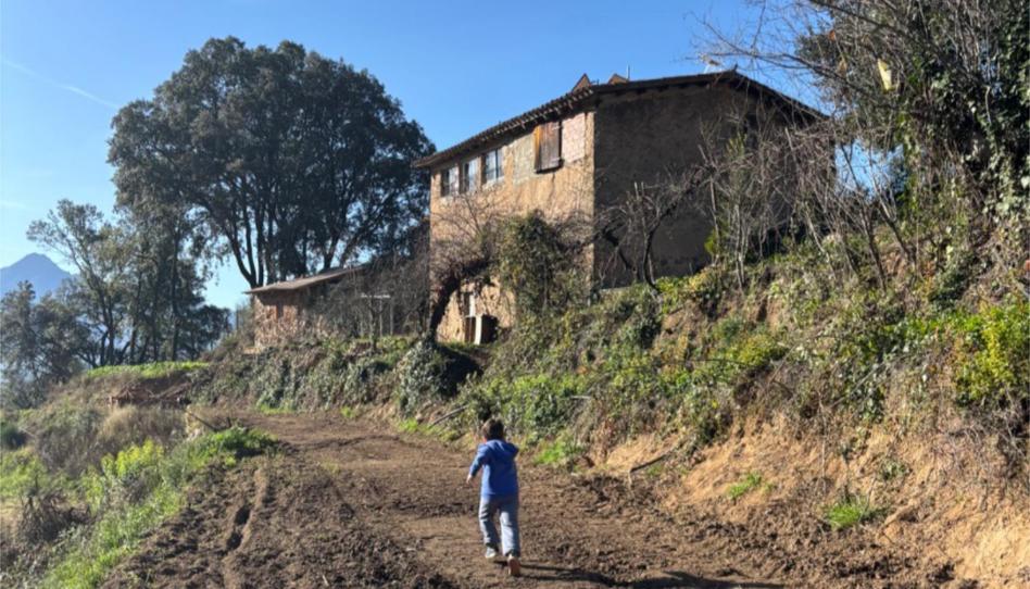 Finca rústica en venta en Carrer Flores, 12, Sant Hilari Sacalm, Girona - imagen 1 Foto 1 de Finca rústica en venta en Carrer Flores, 12, Sant Hilari Sacalm, Girona