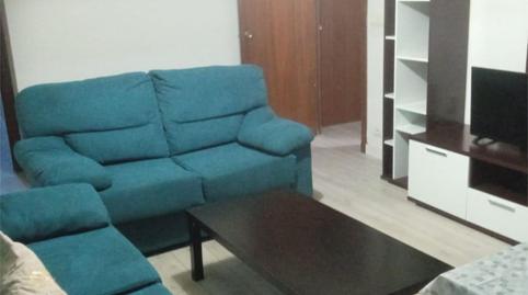 Foto 2 de Piso de alquiler en Calle Vitigudino, 34, Carmelitas, Salamanca Capital