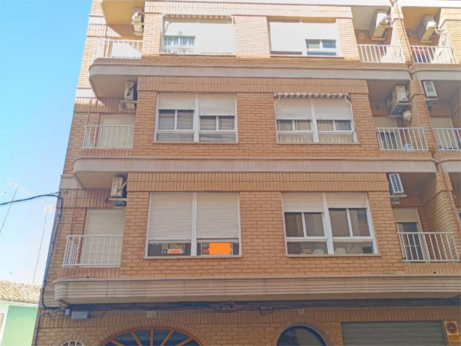 Vista exterior de Pis en venda en Sueca amb Aire condicionat, Terrassa i Balcó
