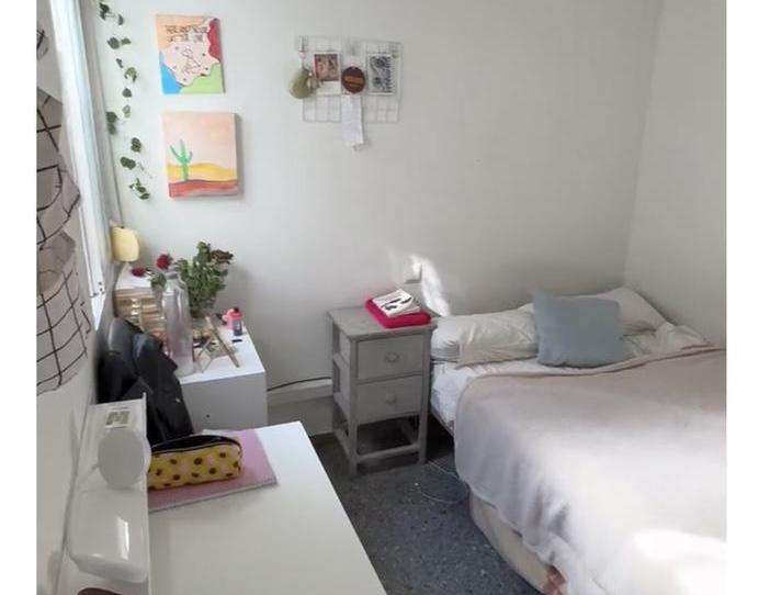 Photo 1 of Flat to share in Calle Doña María Coronel, 26, Encarnación - Regina, Sevilla