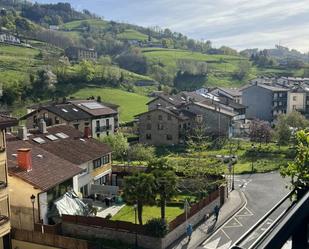 Vista exterior de Dúplex en venda en Antzuola amb Calefacció, Traster i Moblat