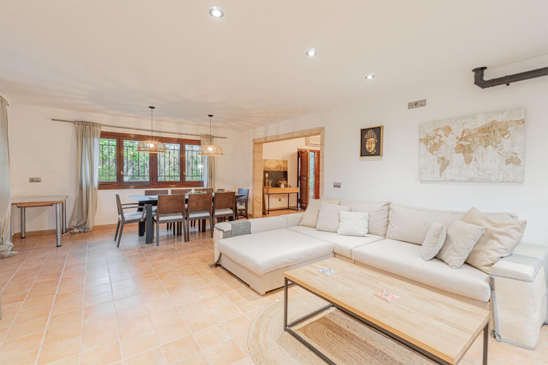 Sala d'estar de Casa o xalet en venda en  Palma de Mallorca amb Aire condicionat, Calefacció i Jardí privat