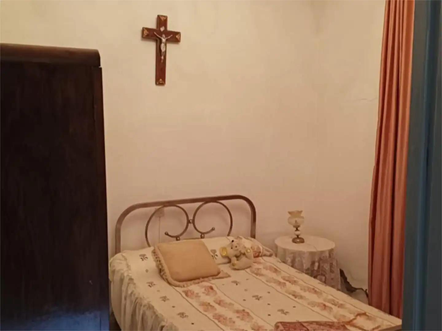 Casa o xalet en venda a Calle Hernán Cortés, 3, Valle de la Serena Dormitori de Casa o xalet en venda en Valle de la Serena amb Terrassa i Balcó