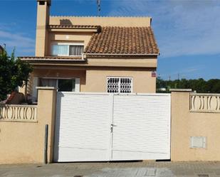 Exterior view of House or chalet for sale in Creixell