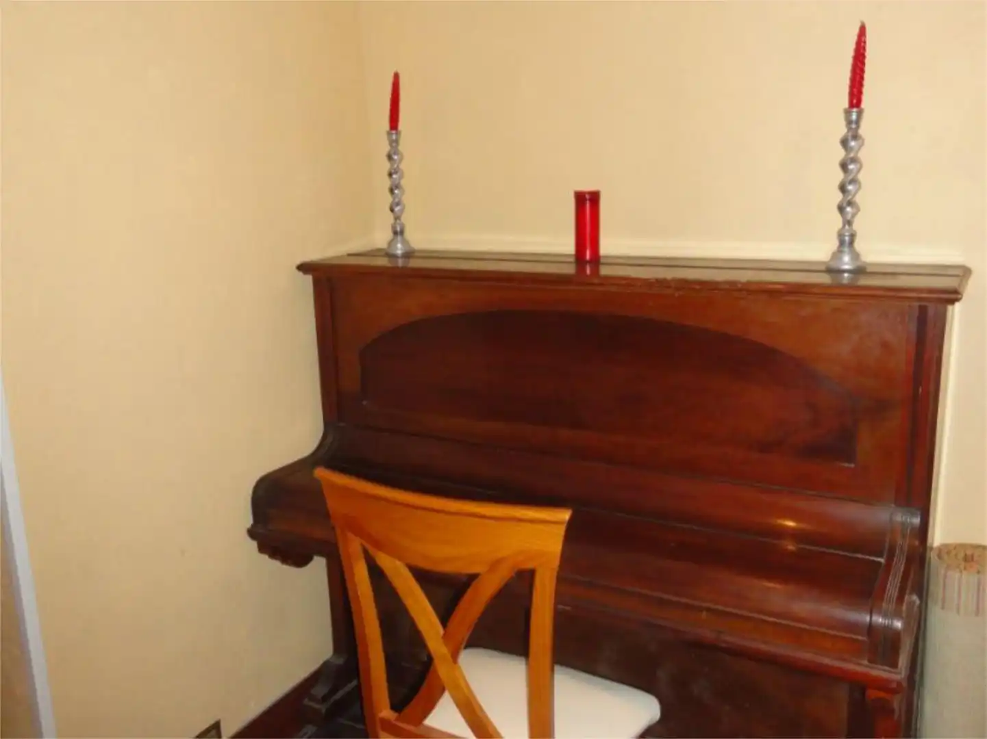Comedor de Casa adosada en venta en Oña con Calefacción, Jardín privado y Parquet