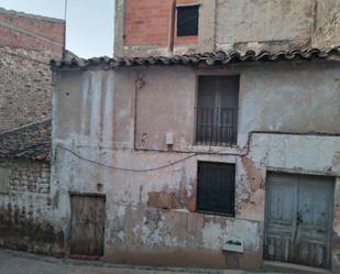 Vista exterior de Casa adosada en venda en Escatrón