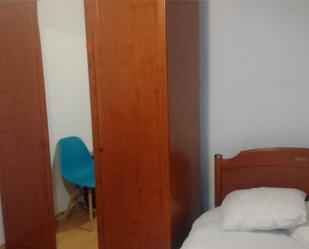 Bedroom of Flat to rent in  Zaragoza Capital  with Heating, Terrace and Furnished