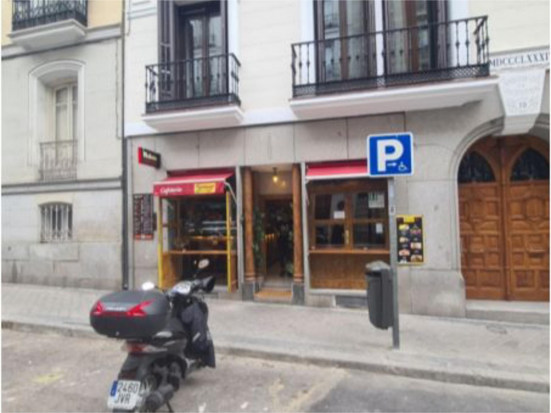 Aparcament de Local en venda en  Madrid Capital