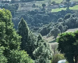 Vista exterior de Dúplex en venda en Santa Brígida amb Calefacció, Jardí privat i Parquet