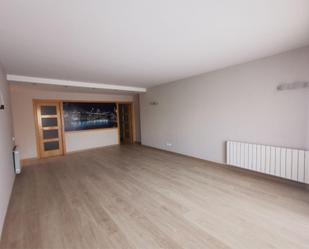 Living room of Flat for sale in Tremp  with Air Conditioner, Heating and Parquet flooring