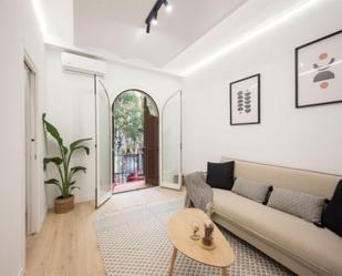 Living room of Flat for sale in  Barcelona Capital  with Air Conditioner and Balcony