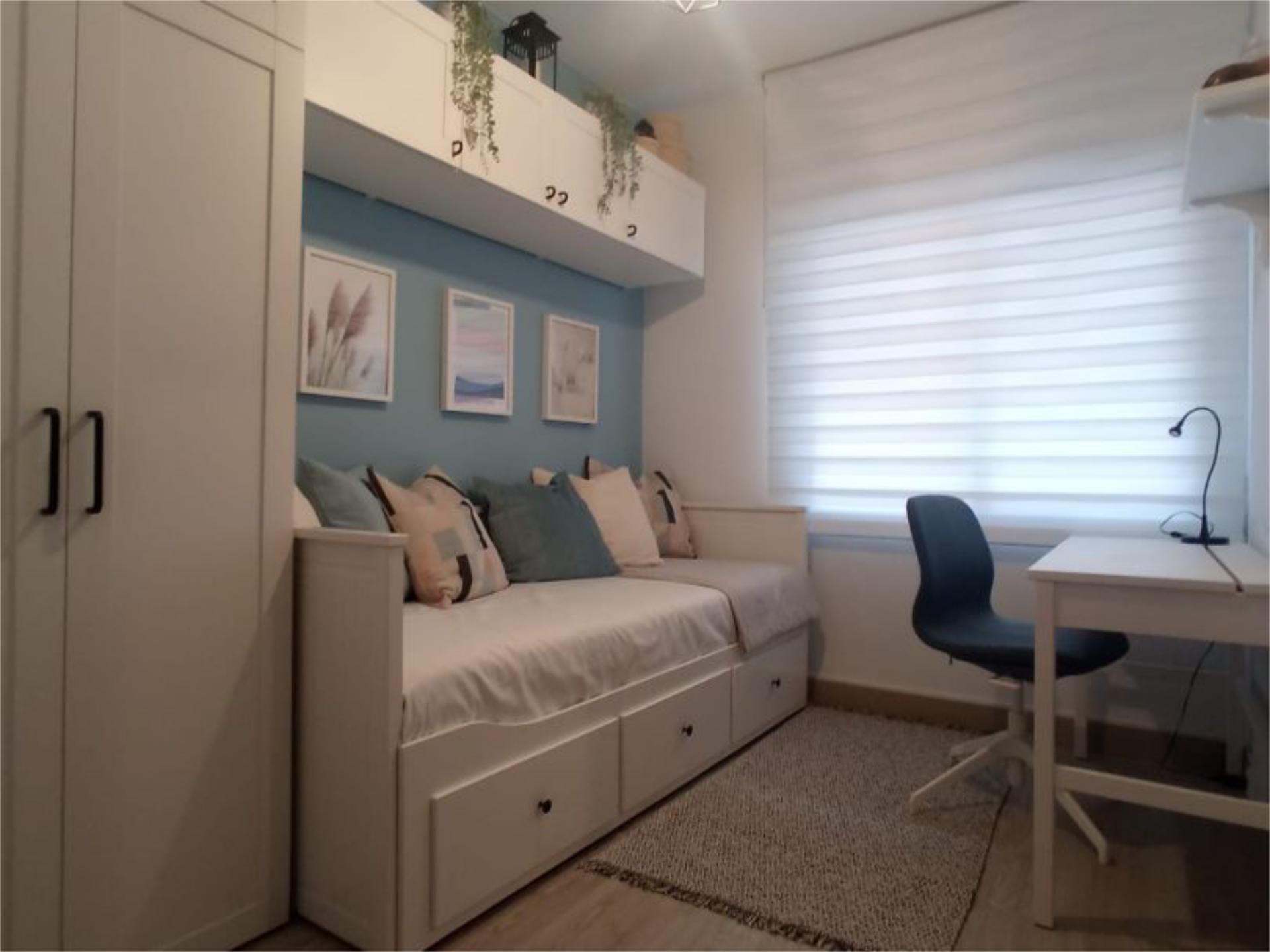 Flat to share in Carrer d'Àngel Guimerà, 2, Sant Crist