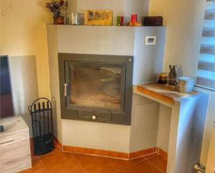 Kitchen of Single-family semi-detached for sale in Chozas de Abajo  with Heating, Private garden and Terrace