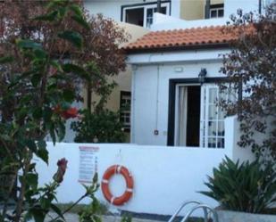 Vista exterior de Pis de lloguer en Fuencaliente de la Palma amb Jardí privat, Terrassa i Piscina