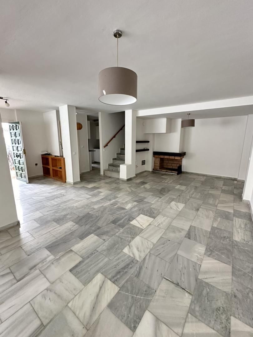 Flat for sale in Los Barrios  with Private garden, Terrace and Oven