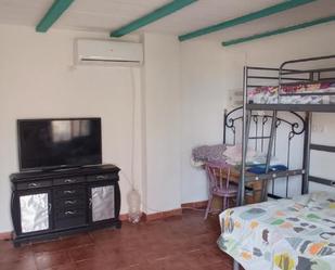 Bedroom of Flat to rent in Chiclana de la Frontera  with Air Conditioner, Private garden and Storage room