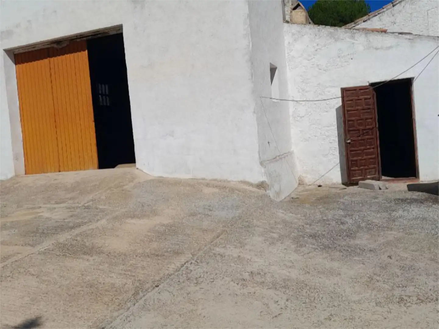 Vista exterior de No Urbanitzable en venda en Tivissa