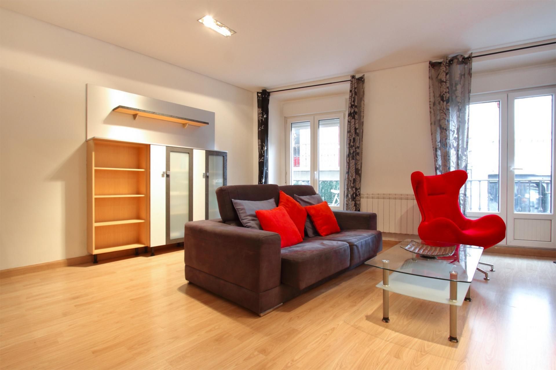 Living room of Flat for sale in  Pamplona / Iruña  with Heating, Parquet flooring and Storage room
