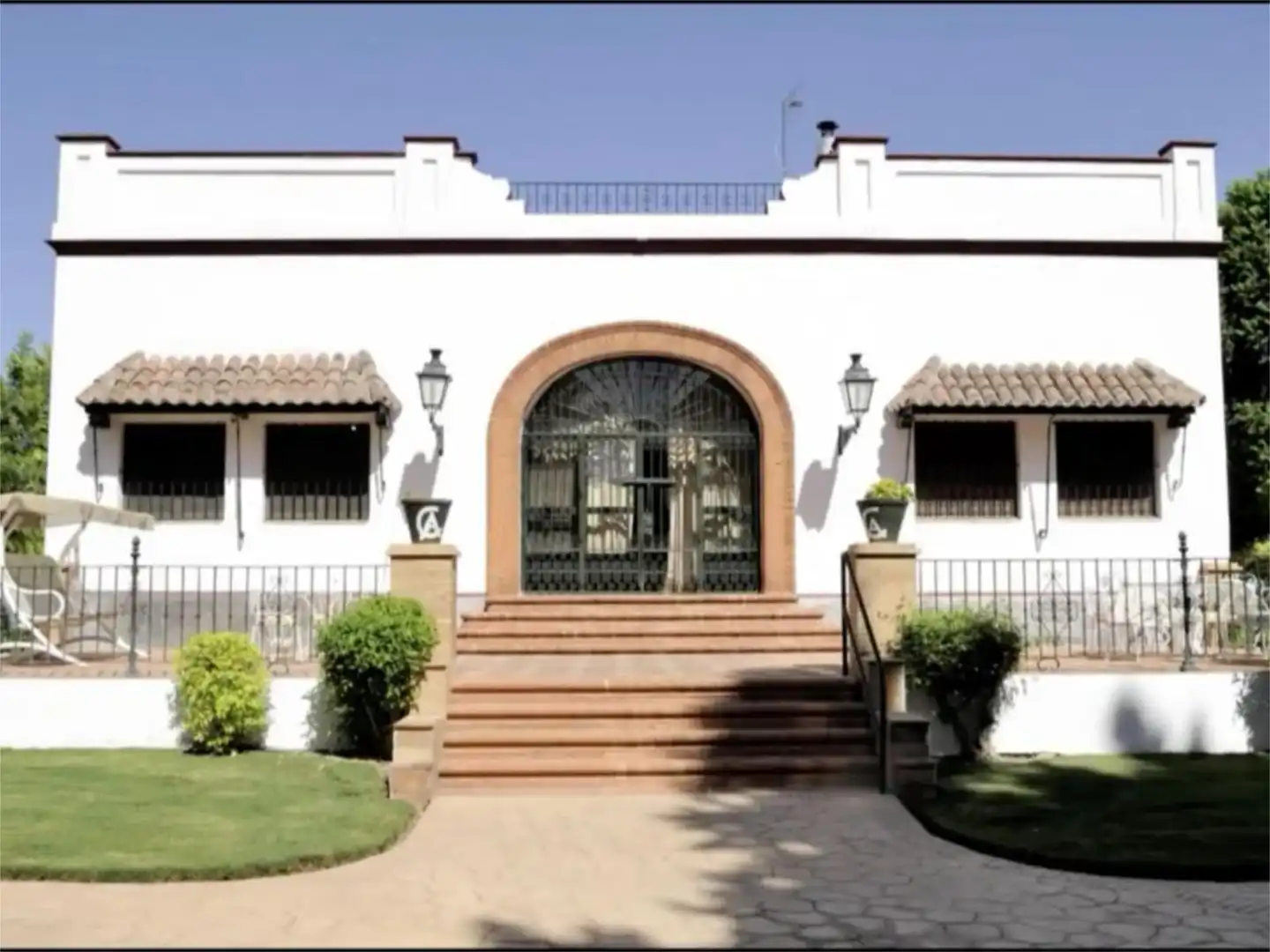 Casa o chalet en venta en Calle Casa Alegre, 6, Villanueva del Ariscal Vista exterior de Casa o chalet en venta en Villanueva del Ariscal con Aire acondicionado, Calefacción y Jardín privado