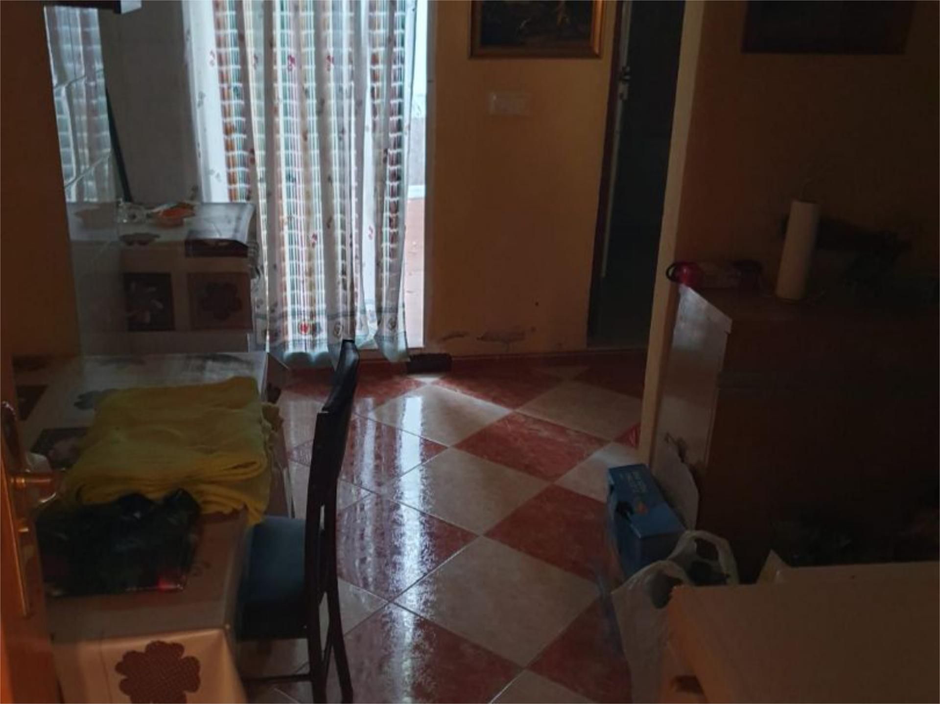 Dormitori de Pis en venda en Huelma amb Calefacció, Terrassa i Traster