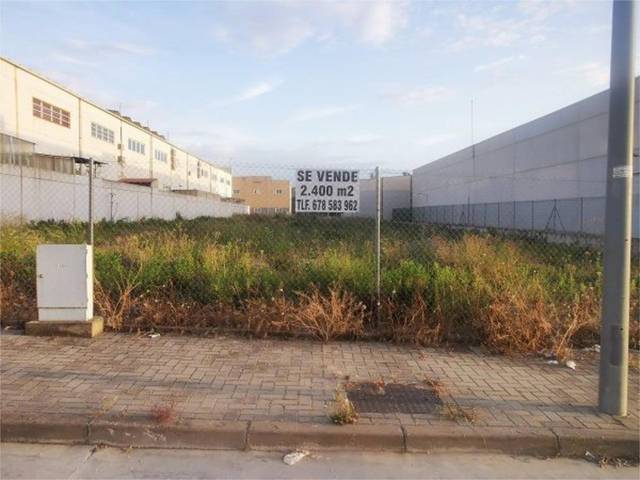 Terreno industrial en Venta en Calle Segovia, 19 en Las Vegas - Campoaras
