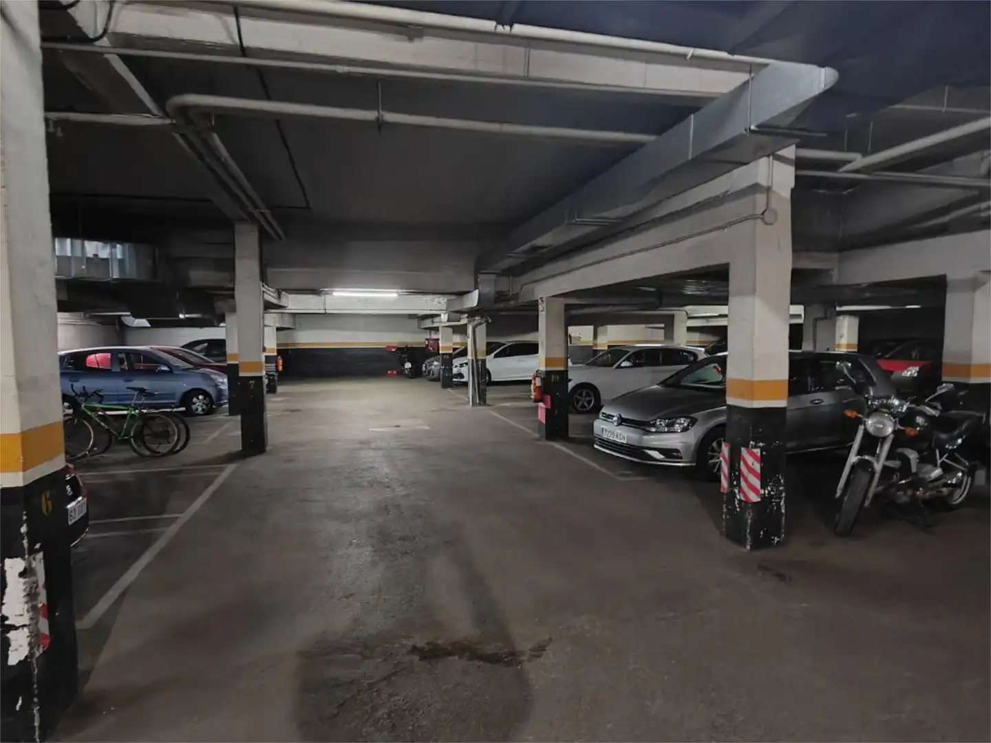 Garaje de alquiler en Calle de La Rioja, 23, Alameda de Osuna Parking de Garaje de alquiler en Madrid
