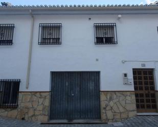 Vista exterior de Casa adosada en venda en Montefrío