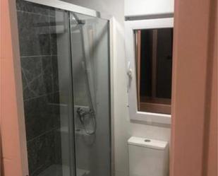 Bathroom of Flat to rent in Lugo Capital