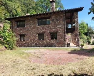 Vista exterior de Casa o xalet en venda en Camprodon amb Balcó