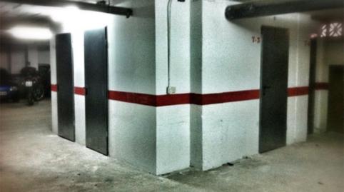 Trastero de alquiler en Calle Juan de Canderrera, 2, El Molinillo - Capuchinos, Málaga - imagen 2 Foto 2 de Trastero de alquiler en Calle Juan de Canderrera, 2, El Molinillo - Capuchinos, Málaga