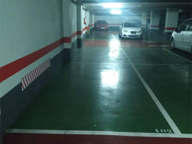 Garaje en Alquiler en Avenida de Juan Pablo II, 48 en Romareda