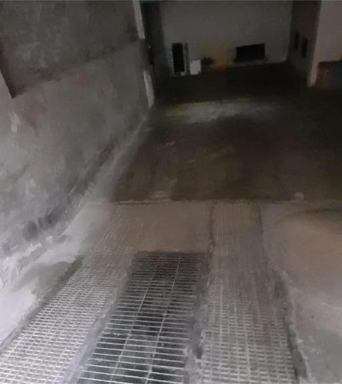 Garatge en venda a Carrer de J. Lamote de Grignon, 10, Can Tintorer - Can Tries, Barcelona - imatge 2 Foto 2 de Garatge en venda a Carrer de J. Lamote de Grignon, 10, Can Tintorer - Can Tries, Barcelona