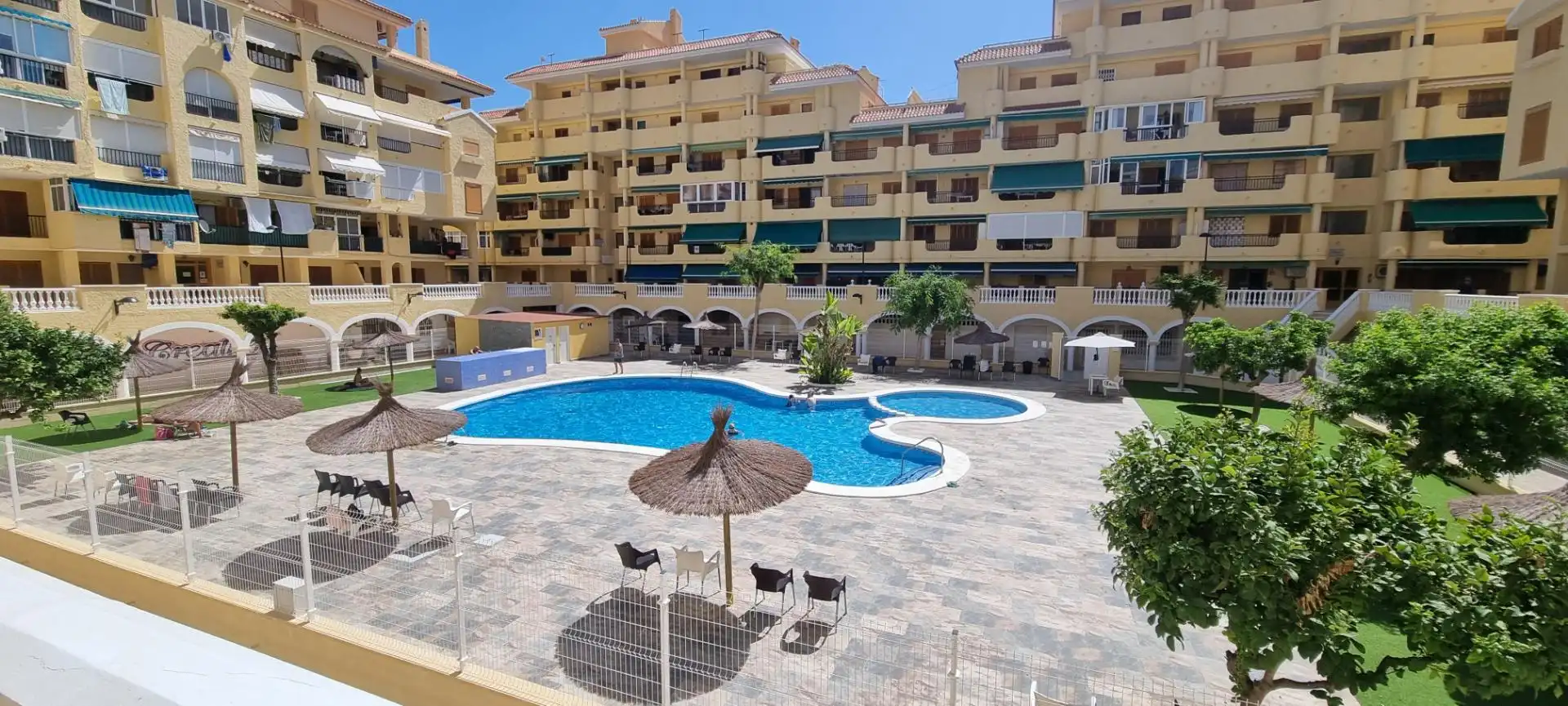 Apartments for rent in Avenida de Holanda, 26, Los Europeos
