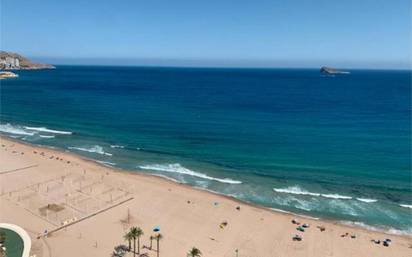 Apartamento en alquiler en playa poniente