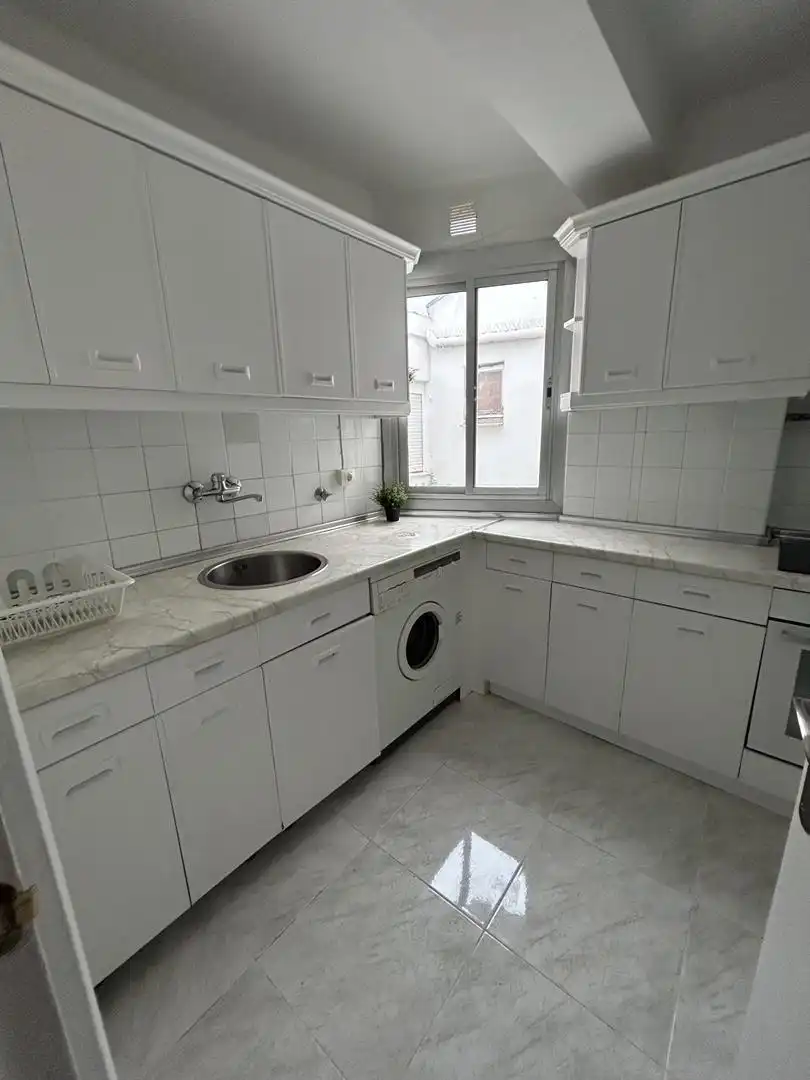 Cocina de Piso para compartir en Zaragoza con Calefacción, Amueblado y Horno