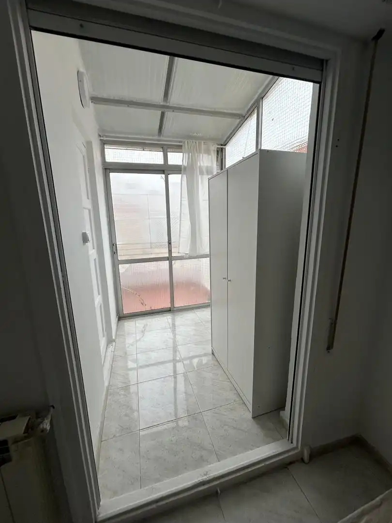 Habitación de Piso para compartir en Zaragoza con Calefacción, Amueblado y Horno