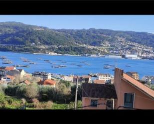 Vista exterior de Casa o xalet en venda en Moaña amb Calefacció, Jardí privat i Parquet