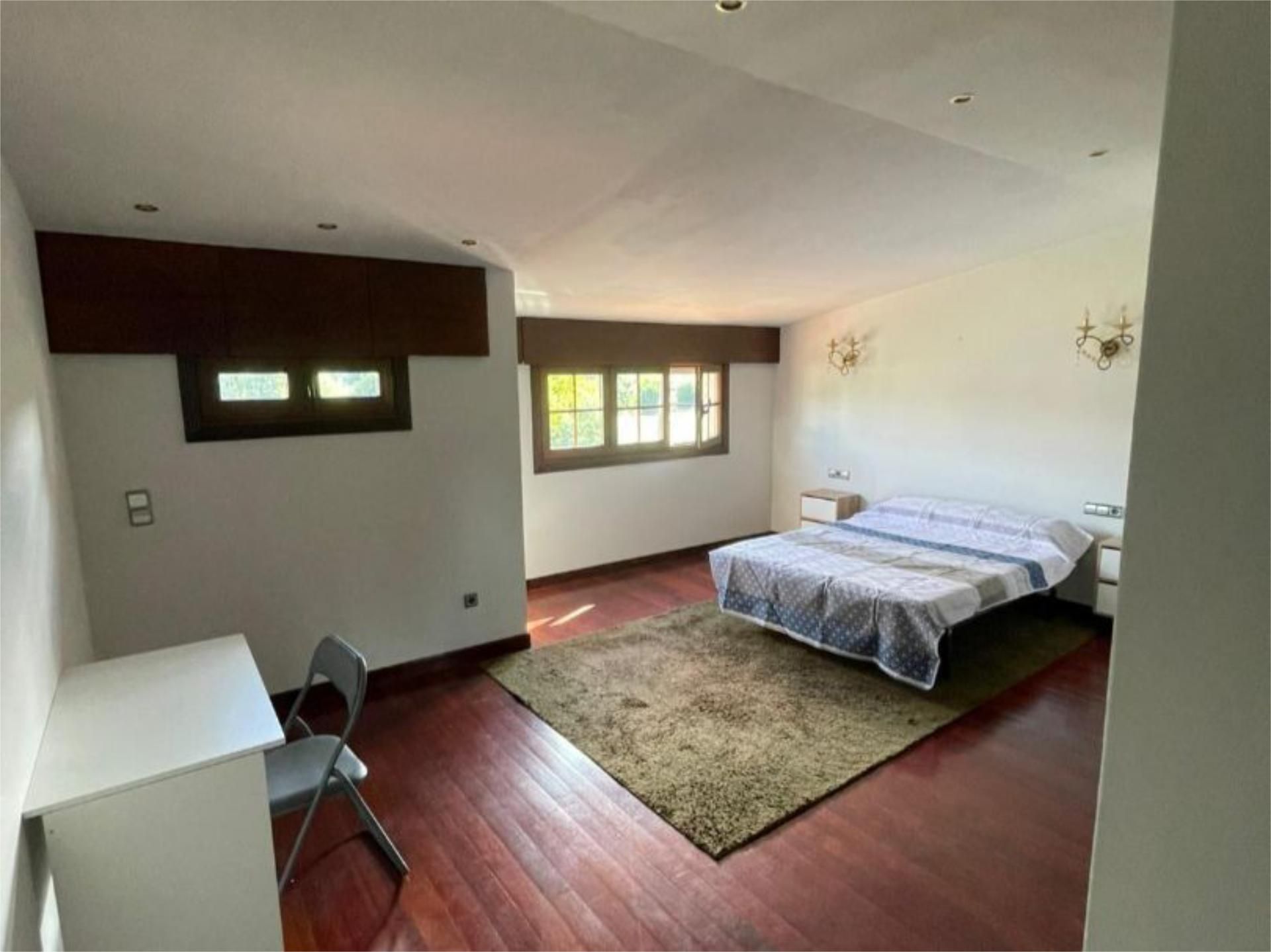 Pis per a compartir a Rúa Amor Meilán, 10, Centro - Recinto Amurallado Dormitori de Pis per a compartir en Lugo Capital amb Parquet i Moblat