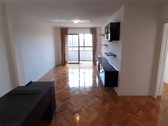 Piso en Alquiler en Calle Emigrantes, 13 en Canillas