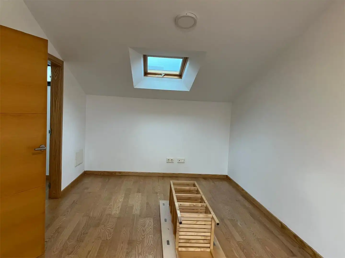 Casa o chalet de alquiler en Santiago de Compostela  con Calefacción, Jardín privado y Parquet