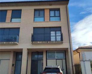 Exterior view of Single-family semi-detached for sale in Carcastillo  with Terrace