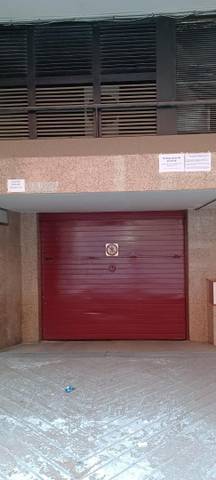 Garaje en Alquiler en Carrer de Sant Lluís, 82 en El Camp d'en Grassot i Gràcia Nova