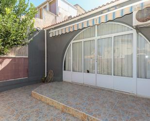 Vista exterior de Casa adosada en venda en Torrevieja